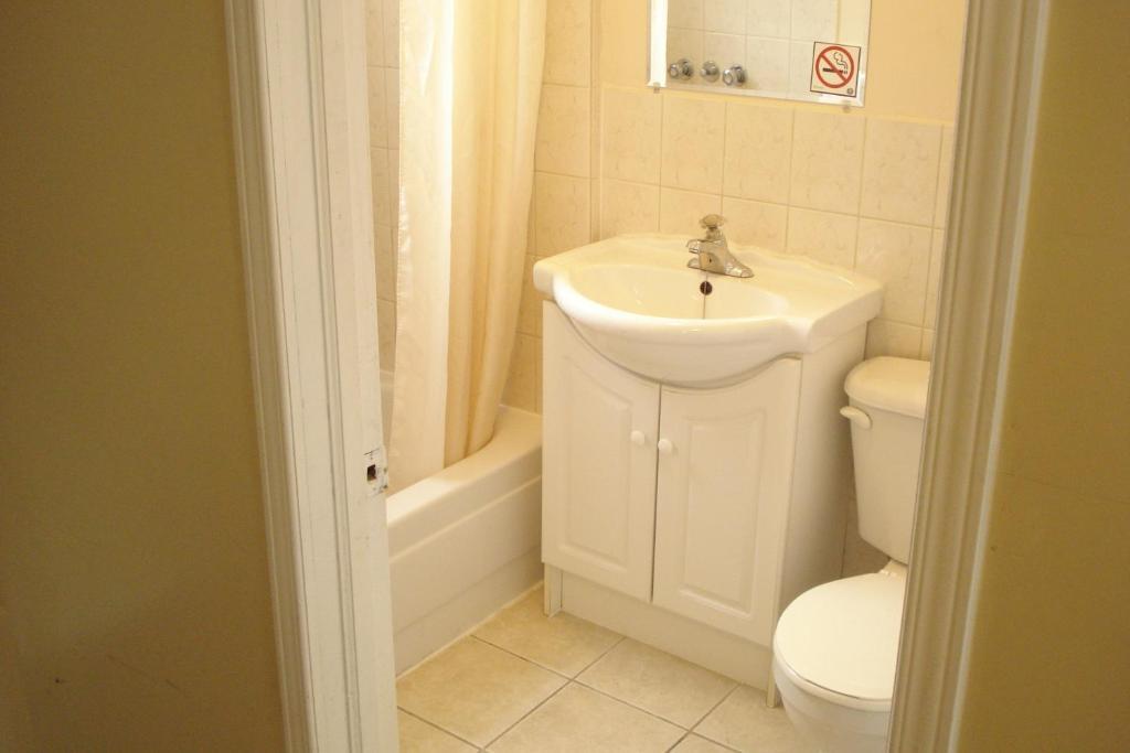 Eastcourt London Motel Oda fotoğraf